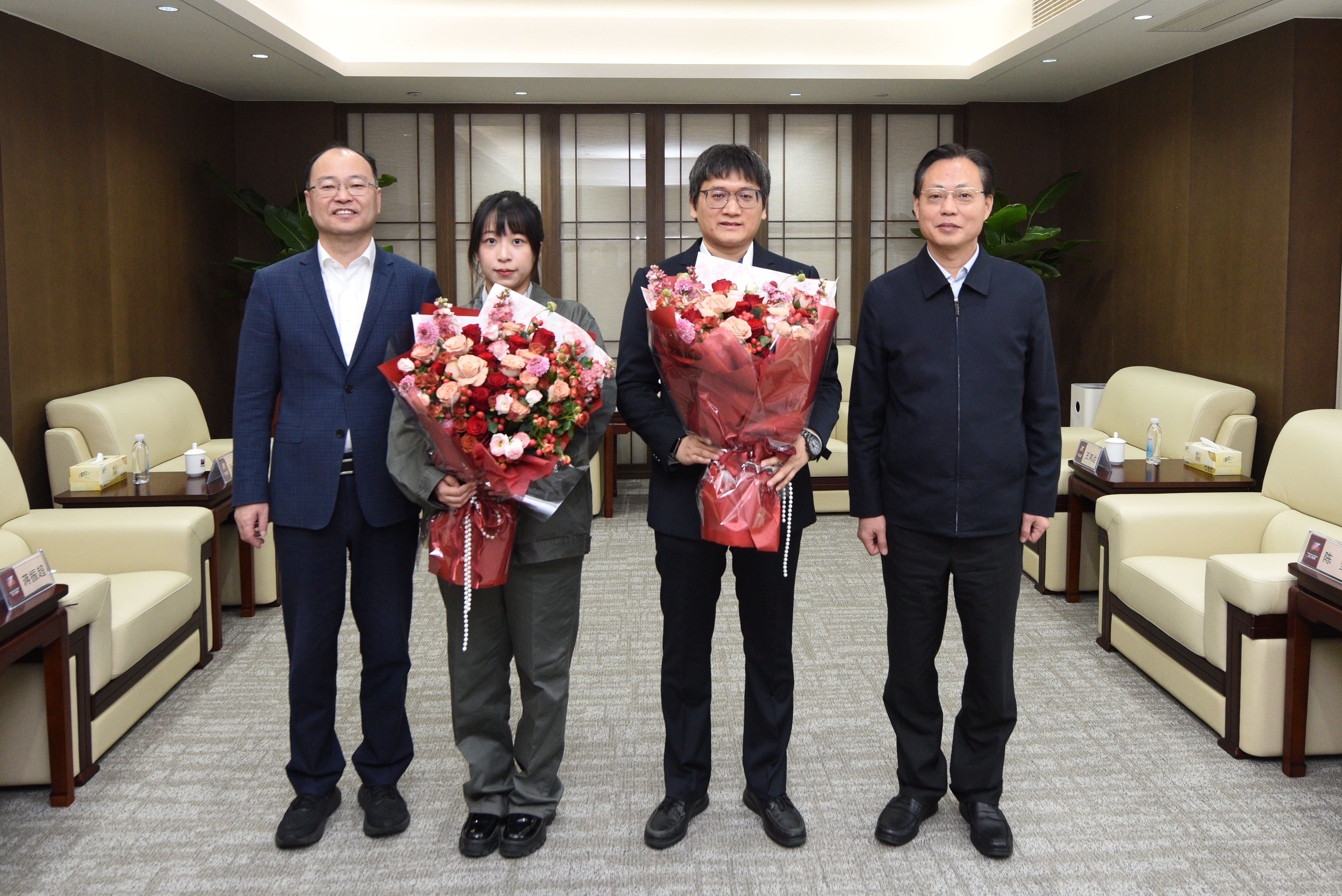 劉盛輝接見集團優秀青年代表